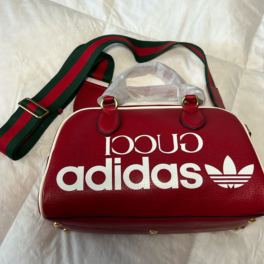 Gucc i x Adidas Duffle bag